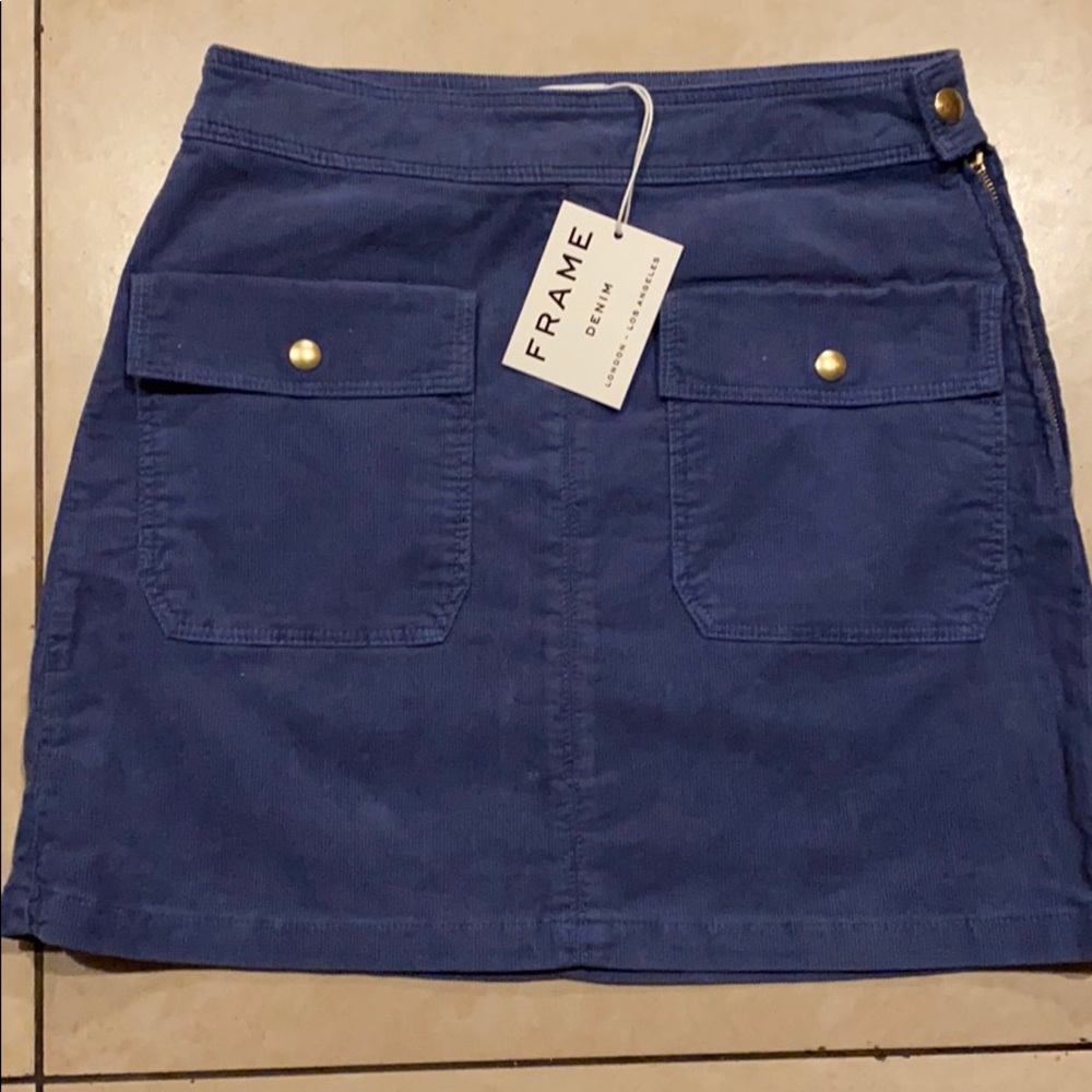 FRAME Denim ✨Bailey Corduroy Skirt 🥰✨